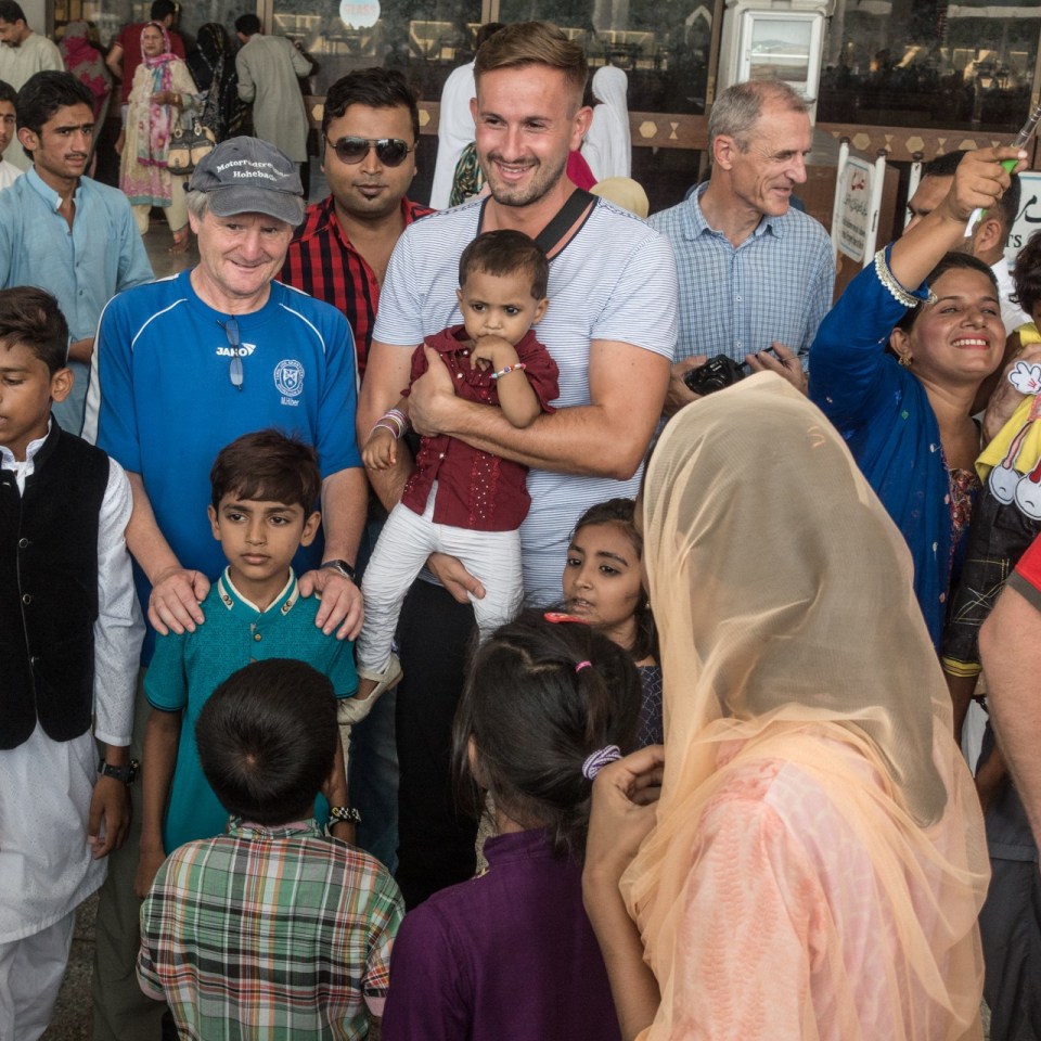 Nanga Parbat Umrundung mit Abstecher ins Hunza-Tal